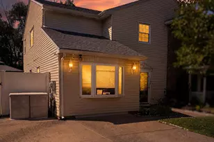 106 Winfield Ct, Fairless Hills, PA 19030 - Photo 1