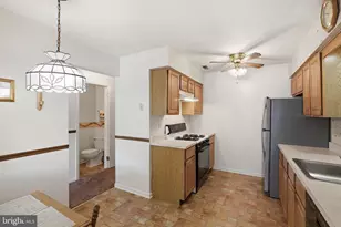 53 Ardsley Ct, Newtown, PA 18940 - Photo 7