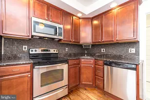 185 W Court St, Doylestown, PA 18901 - Photo 17