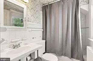 6502 N Radcliffe St, Bristol, PA 19007 - Photo 25