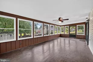 22 Beechwood Ln, Yardley, PA 19067 - Photo 19