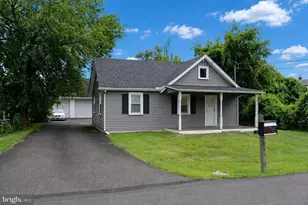 653 Catherine St, Warminster, PA 18974 - Photo 1