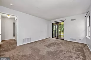 132 Basswood Ct, Warrington, PA 18976 - Photo 7