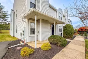 21 Stockton Ct, Newtown, PA 18940 - Photo 3