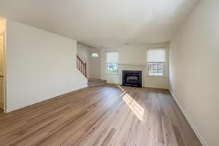 21 Stockton Ct, Newtown, PA 18940 - Photo 5