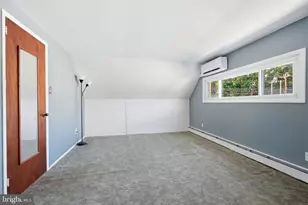 11 Grasspond Rd, Levittown, PA 19057 - Photo 19