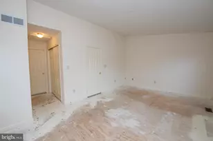 9006 Sheffield Dr, Morrisville, PA 19067 - Photo 35