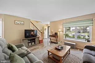 46 Laurel Cir, Newtown, PA 18940 - Photo 13