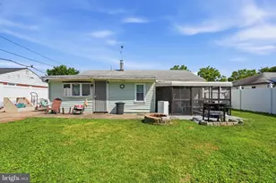 906 Mauri Ave, Croydon, PA 19021 - Photo 33