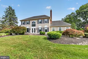 536 Winchester Dr, Yardley, PA 19067 - Photo 3