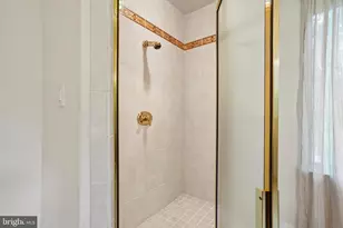 7 Longmeadow St, Newtown, PA 18940 - Photo 33
