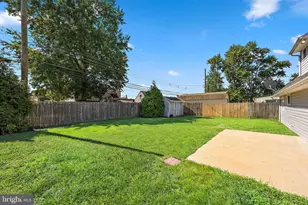 68 Indian Red Rd, Levittown, PA 19057 - Photo 19