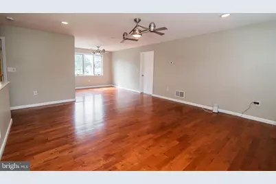 142 Elderberry Drive, Levittown, PA 19054 - Photo 33