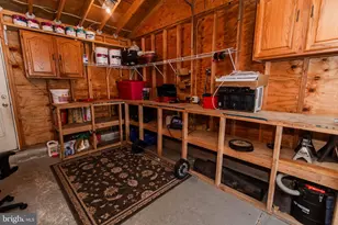 142 Elderberry Dr, Levittown, PA 19054 - Photo 51