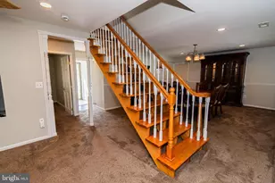 142 Elderberry Dr, Levittown, PA 19054 - Photo 27