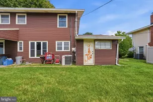 94 Terrace Rd, Levittown, PA 19056 - Photo 57