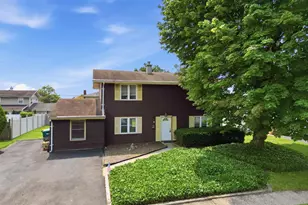 94 Terrace Rd, Levittown, PA 19056 - Photo 7