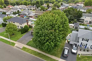 94 Terrace Rd, Levittown, PA 19056 - Photo 9