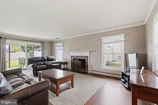 94 Terrace Rd, Levittown, PA 19056 - Photo 1