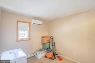 32 Young Birch Rd, Levittown, PA 19057 - Photo 17