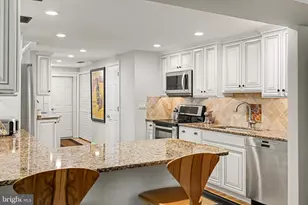 525 Portsmouth Ct, Doylestown, PA 18901 - Photo 17