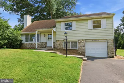 403 Merion Drive, Newtown, PA 18940 - Photo 3
