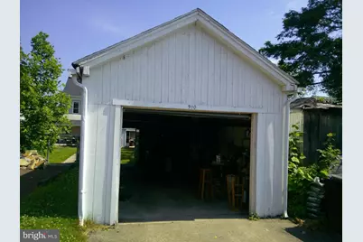 910 W Broad Street, Quakertown, PA 18951 - Photo 9