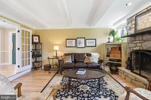 4779 Essex Dr, Doylestown, PA 18902 - Photo 9