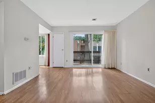 52 Aspen Way, Doylestown, PA 18901 - Photo 5