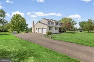 2395 Greensward Rd N, Warrington, PA 18976 - Photo 3