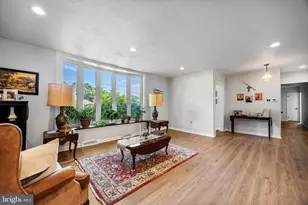 975 Spring View Dr, Southampton, PA 18966 - Photo 13