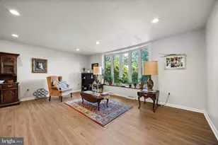 975 Spring View Dr, Southampton, PA 18966 - Photo 13