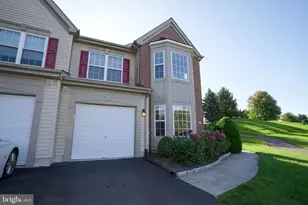 201 White Pine Ct, Warminster, PA 18974 - Photo 43