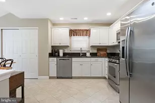 506 Coach Wood Ct, Newtown, PA 18940 - Photo 15
