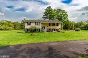 125 E Dark Hollow Road Rd, Pipersville, PA 18947 - Photo 1
