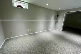 4574 White Oak Ln, Bensalem, PA 19020 - Photo 17