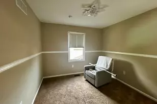 4574 White Oak Ln, Bensalem, PA 19020 - Photo 13