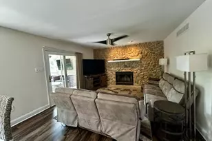 4574 White Oak Ln, Bensalem, PA 19020 - Photo 5