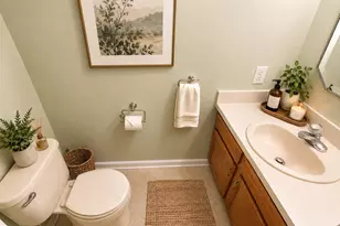 2017 Creekside Ct, Warrington, PA 18976 - Photo 15