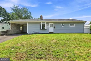 45 Lavender Ln, Levittown, PA 19054 - Photo 25