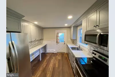 121 Mulberry Street, Bristol, PA 19007 - Photo 3