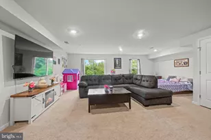 60 Fonthill Ct, Quakertown, PA 18951 - Photo 37