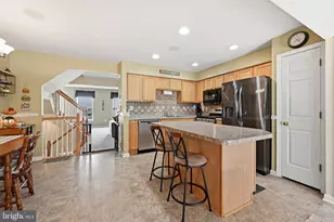 733 Waterway Ct, Quakertown, PA 18951 - Photo 11