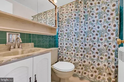 129 Plumbridge Drive, Levittown, PA 19056 - Photo 15