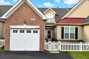 206 Dorchester Dr, Sellersville, PA 18960 - Photo 1
