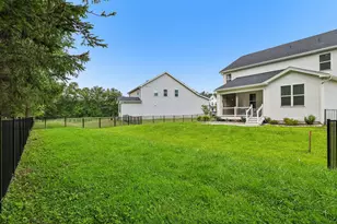 1448 Mill Race Dr, Quakertown, PA 18951 - Photo 11