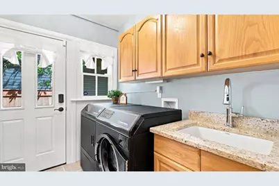 275 W Court Street, Doylestown, PA 18901 - Photo 29