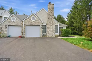 7 Walton Ct, Newtown, PA 18940 - Photo 31