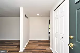 214 Crest Dr, Sellersville, PA 18960 - Photo 21