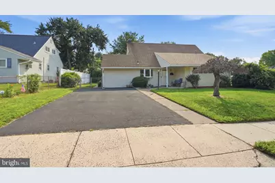 116 Highland Park Drive, Levittown, PA 19056 - Photo 3